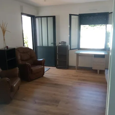 Charming New House With Terrace And Parking