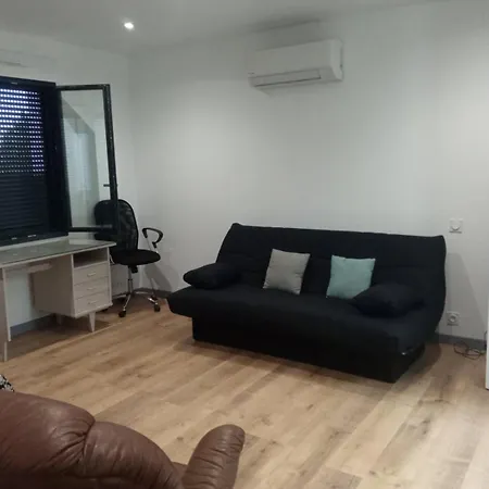 Tatil Evi Charming New House With Terrace And Parking